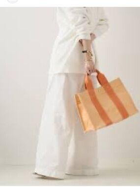 Hermes 🍊 Bora Bora resort canvas tote!